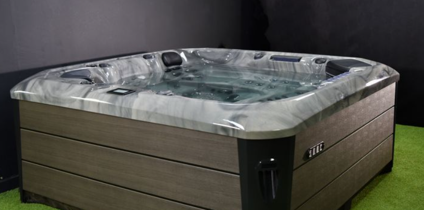SPA бассейн Superior Spas Premium Barcelona (Odyssey) (Англия), 223&times;223&times;94 см 688545 фото