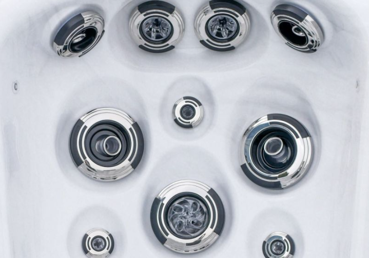 SPA бассейн Superior Spas Premium Barcelona (Sterling Silver) (Англия), 223&times;223&times;94 см 53256 фото