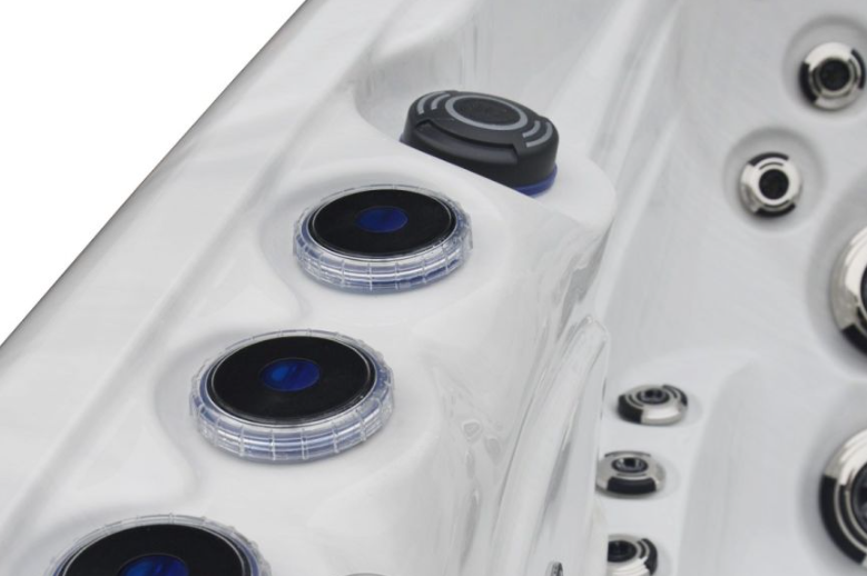 SPA бассейн Superior Spas Premium Tokyo (Midnight Opal) (Англия), 223&times;223&times;94 см 66546 фото